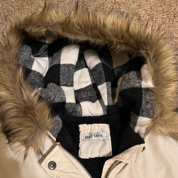 EUC Size SM GRACE KARIN Women's Hooded Fleece Line Faux Fur Jacket with Pockets - Picture 9 of 14